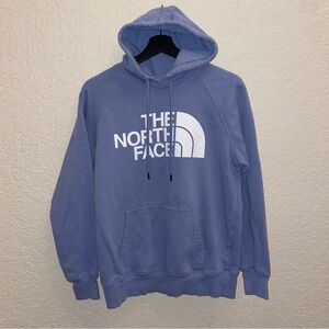Woman’s The North Face hoodie sweater pullover jacket
